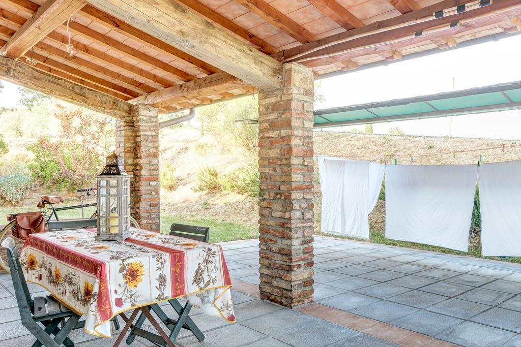 Agriturismo Il Poggiarello Foiano Della Chiana Bagian luar foto