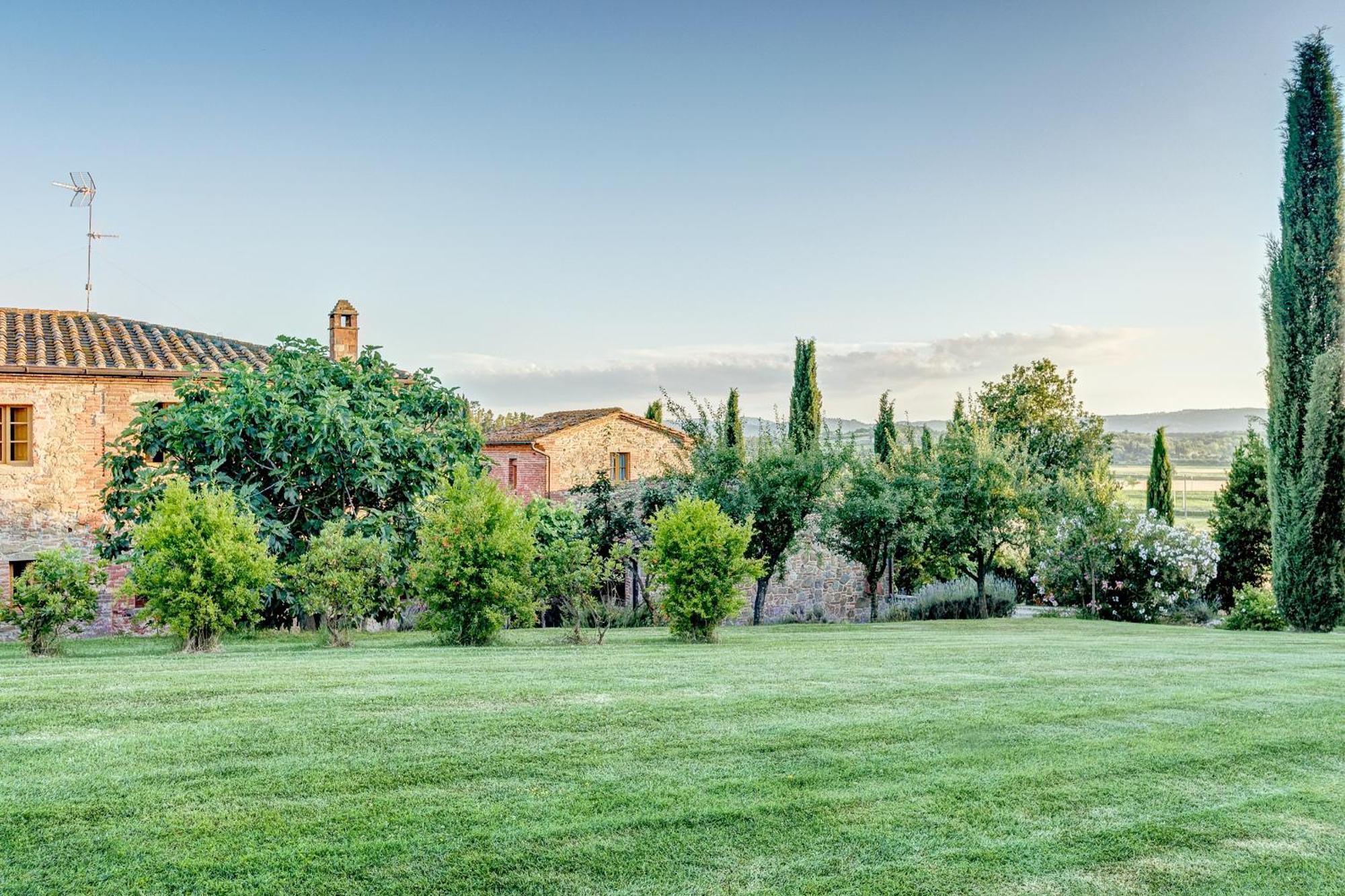 Agriturismo Il Poggiarello Foiano Della Chiana Bagian luar foto