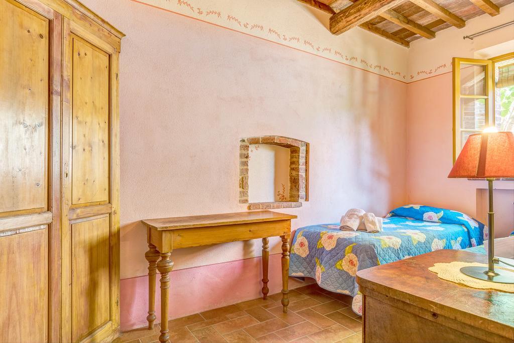 Agriturismo Il Poggiarello Foiano Della Chiana Bagian luar foto