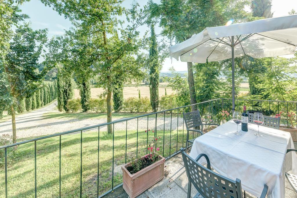 Agriturismo Il Poggiarello Foiano Della Chiana Bagian luar foto